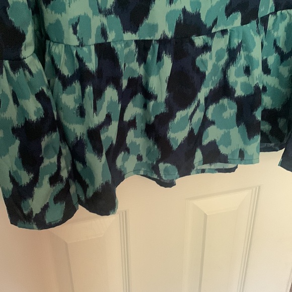 Like new floral dress, size 12. - Picture 5 of 7